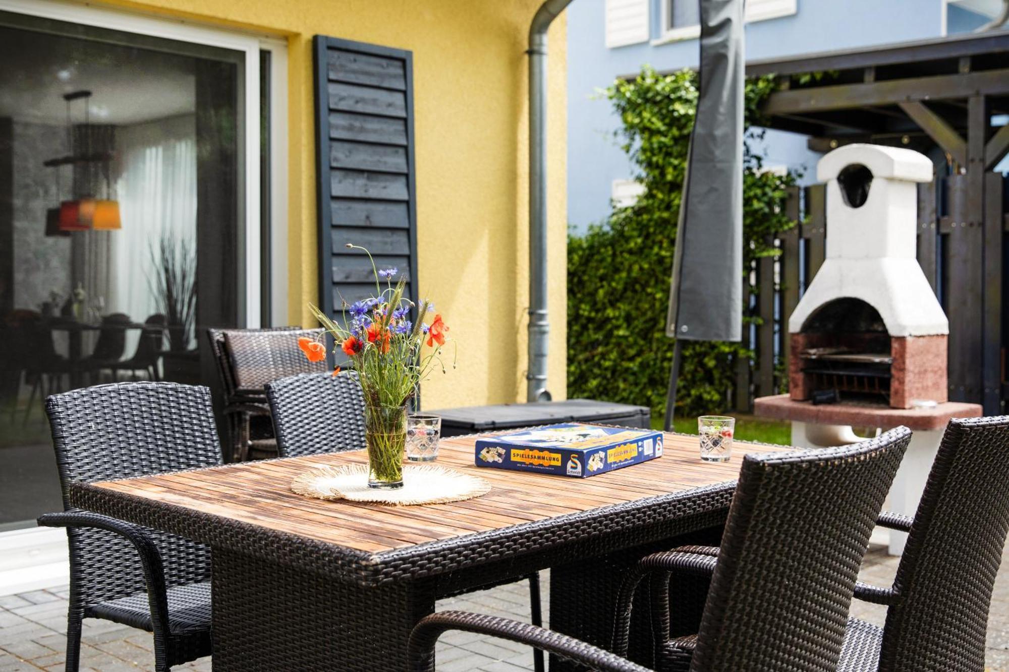 Haus Seerose - Ferienhaus Mit Garten Nahe Fleesensee Fuer Natur Und Erholung Goehren-Lebbin Exterior photo